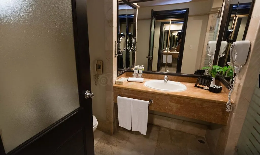 Suites At Melia Caribe Beach Resort And Spa Punta Cana Hotel